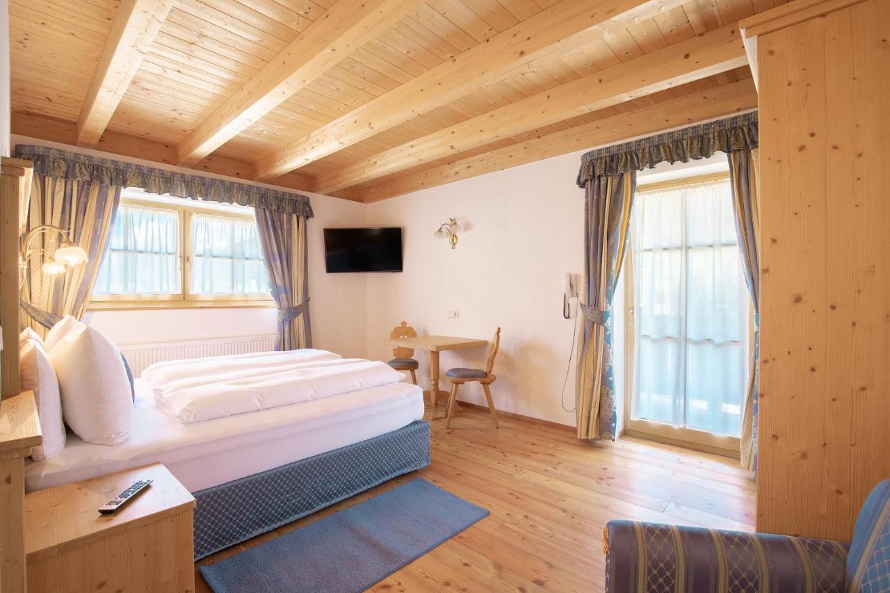 Cima Dodici B&B - Apartments Sexten ภายนอก รูปภาพ