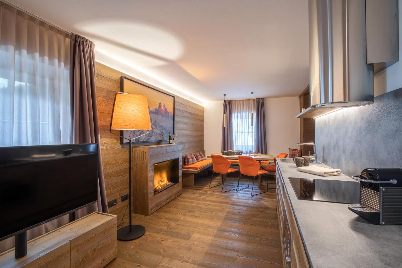 Cima Dodici B&B - Apartments Sexten ภายนอก รูปภาพ