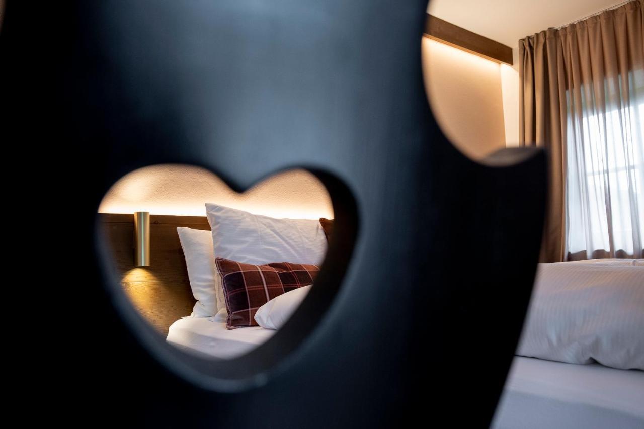 Cima Dodici B&B - Apartments Sexten ภายนอก รูปภาพ